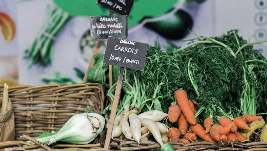 How local food producers can sell organic food online